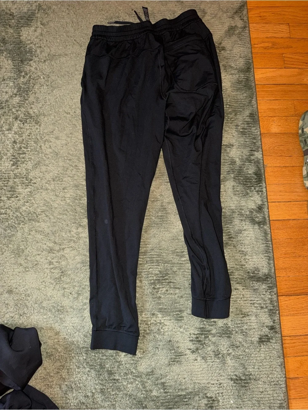 lululemon Men's Black smooth spacer jogger (regular)